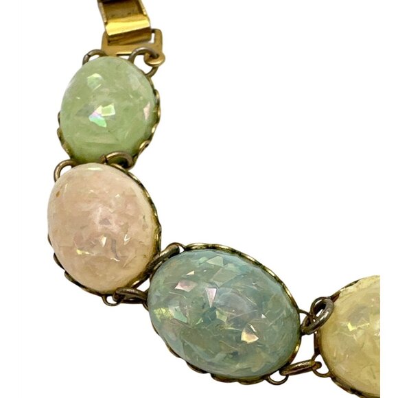 Vintage 50s CORO Pegasus Confetti Bracelet Cabochon Pastels Lucite Grannycore - Picture 3 of 12